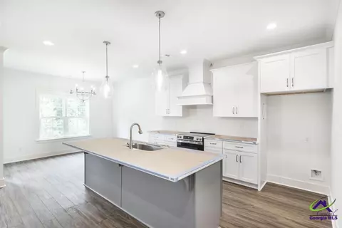 Kitchen - 522 Bristleleaf Path, Kathleen, GA 31047 photo 1 of 1