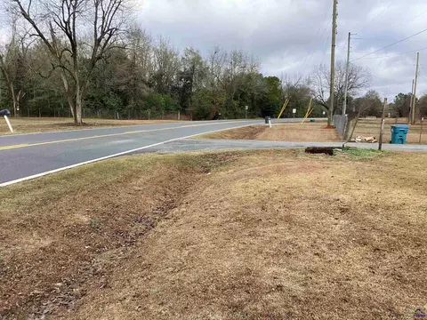 1598 N Taylor Mills Rds, Fort Valley, GA 31030