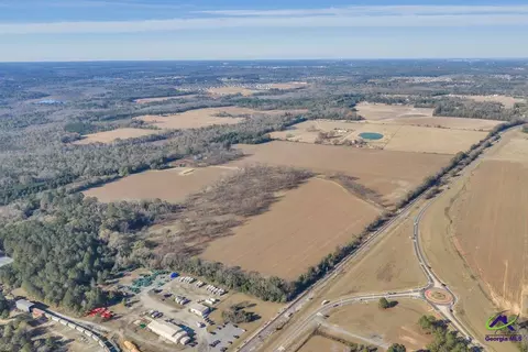 247 Sandbed Road, Kathleen, GA 31047