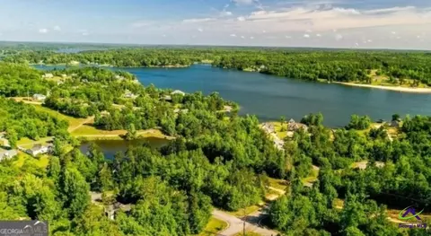 2278 Lake Helen Ct, Lizella, GA 31220