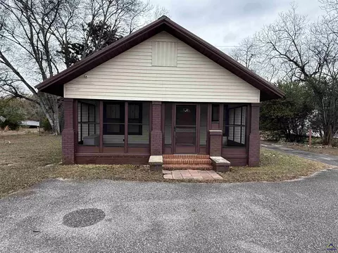 3020 Millerfield Rd, Macon, GA 31217