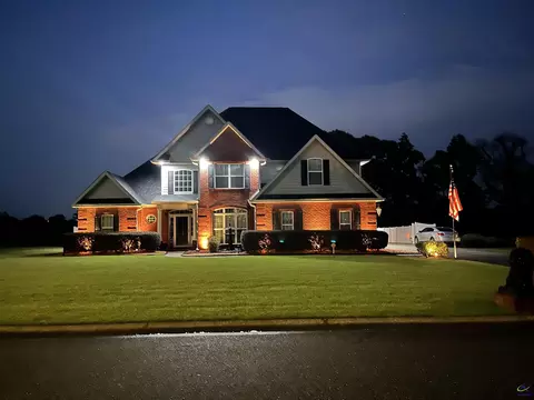 161 Rowland Cir, Byron, GA 31008