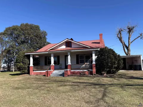 231 Barlow Rd, Cochran, GA 31014