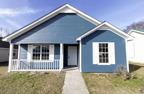 145 Kensington Cir, Warner Robins, GA 31093