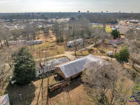 4682 Housers Mill Rd, Byron, GA 31008