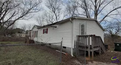151 Buckeye Rd, Fort Valley, GA 31030