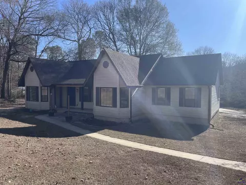 511 Pheasant Ridge Dr, Warner Robins, GA 31088