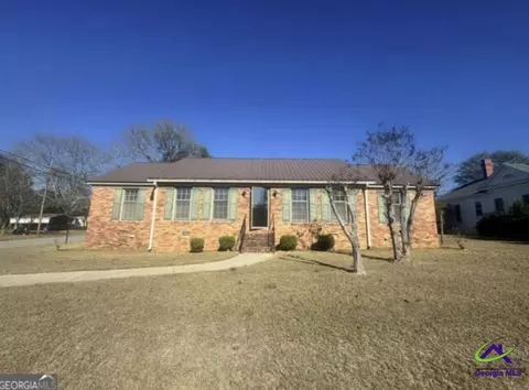 301 Church, Vienna, GA 31092