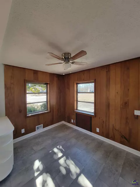 Other - 161 E Cherry St, Cochran, GA 31014 photo 9 of 13