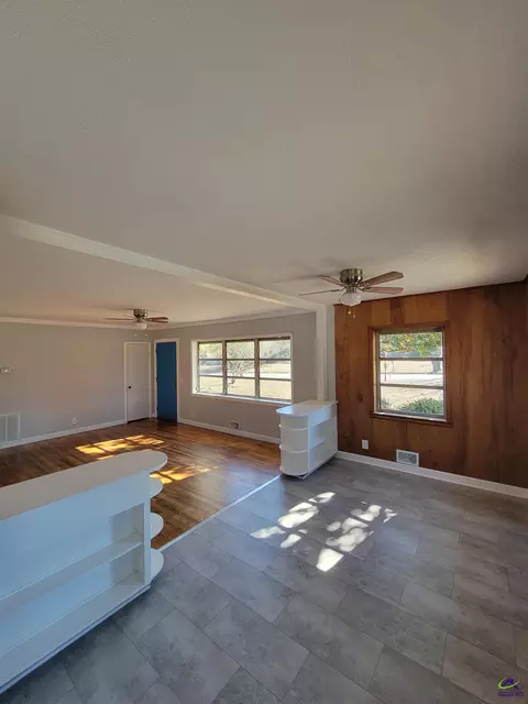 Living - 161 E Cherry St, Cochran, GA 31014 photo 1 of 5