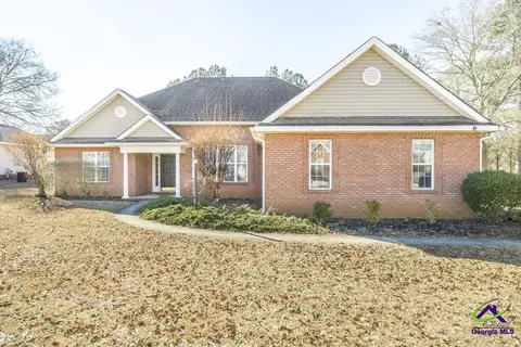 158 Holly Pointe Pointe, Warner Robins, GA 31088