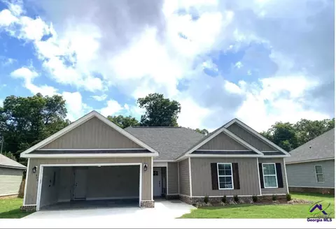 400 Avington Chase, Perry, GA 31069