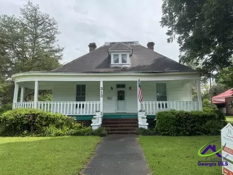 313 W Church St, Fort Valley, GA 31030