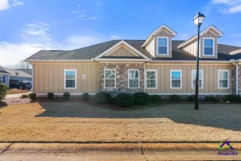 116 Sasanqua Dr, Warner Robins, GA 31088