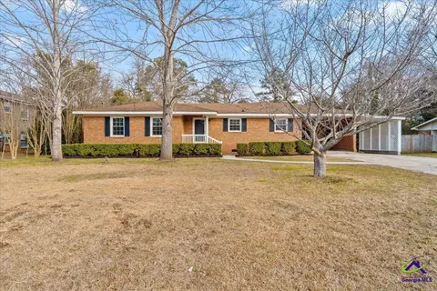 104 Heather St, Warner Robins, GA 31093