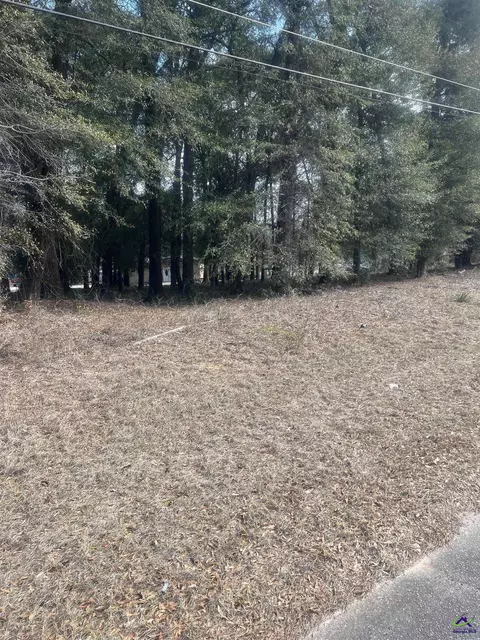 1012 King Blvd, Perry, GA 31069