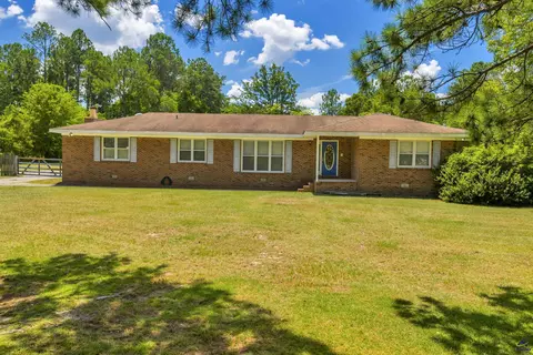 1984 Lower Hartley Bridge Rd, Byron, GA 31008