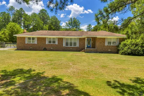1984 Lower Hartley Bridge Rd, Byron, GA 31008