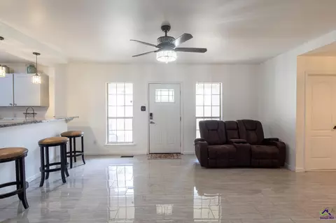 711 Main St, Byron, GA 31008 photo 5