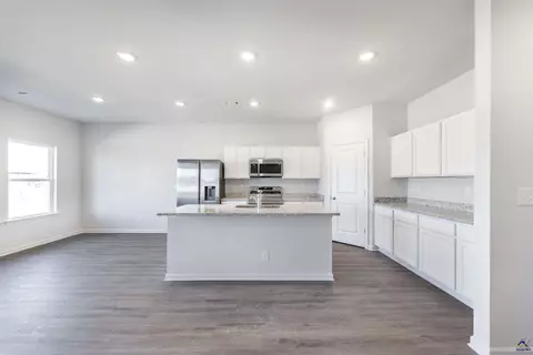 504 Georgian Walk, Byron, GA 31008