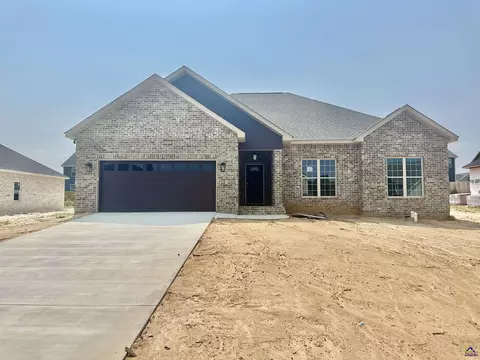 904 Nora Eloise Dr, Bonaire, GA 31005