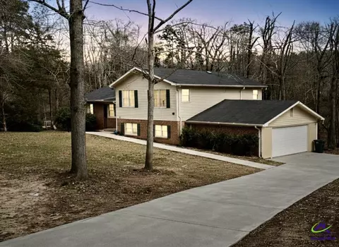 3209 Lennox Dr, Macon, GA 31204