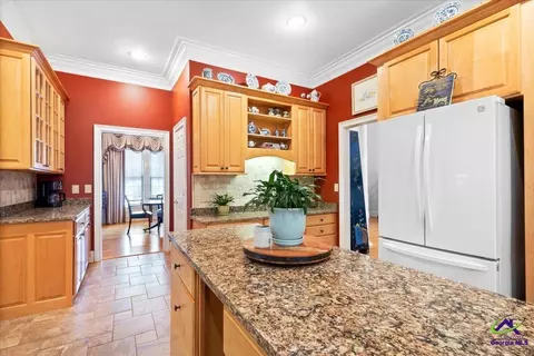 Kitchen - 383 Evergreen Rd, Dublin, GA 31021 photo 11 of 11