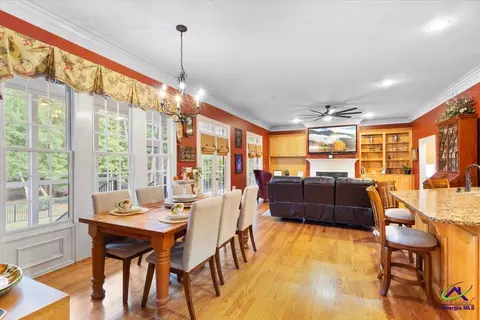 Dining - 383 Evergreen Rd, Dublin, GA 31021 photo 5 of 5