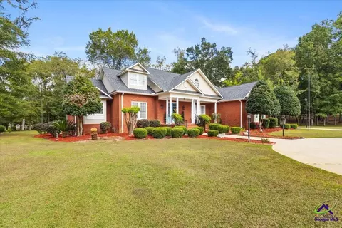 Exterior - 383 Evergreen Rd, Dublin, GA 31021 photo 4 of 26