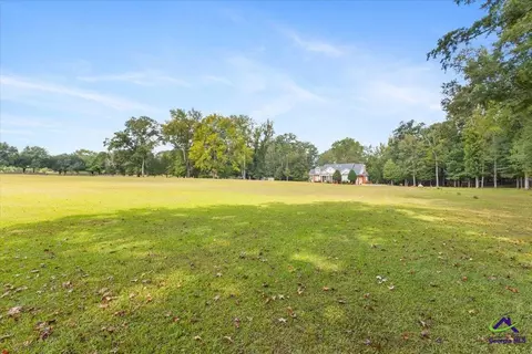 Exterior - 383 Evergreen Rd, Dublin, GA 31021 photo 7 of 26