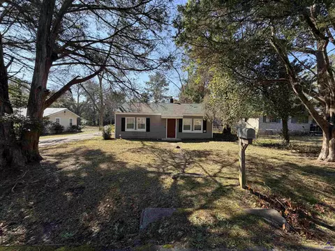 207 Eaker Dr, Warner Robins, GA 31088 photo 3