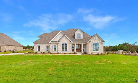 Exterior - 100 Pridgen Pass, Perry, GA 31069 photo 2 of 19
