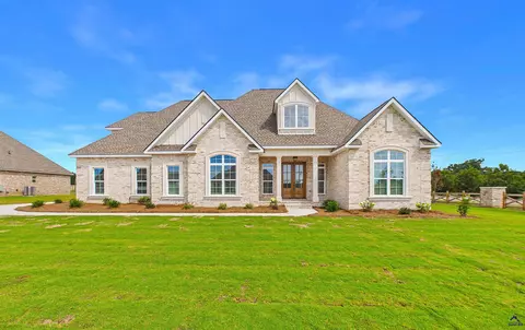 Exterior - 100 Pridgen Pass, Perry, GA 31069 photo 1 of 19