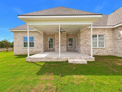 Exterior - 100 Pridgen Pass, Perry, GA 31069 photo 11 of 19