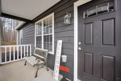 145 Old Highway 85, Senoia, GA 30276