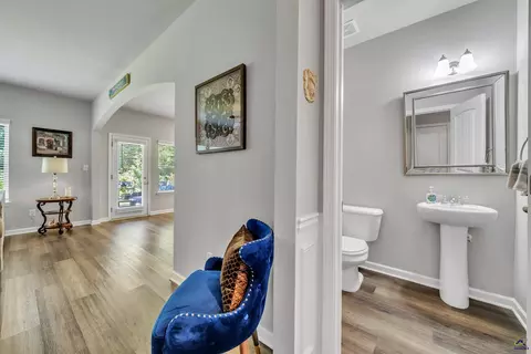 Entry Way - 215 Tyndall Way, Perry, GA 31069 photo 5 of 13
