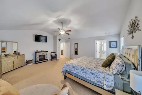 Bedroom - 215 Tyndall Way, Perry, GA 31069 photo 4 of 9