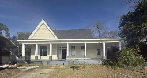 9 Academy, Hawkinsville, GA 31036