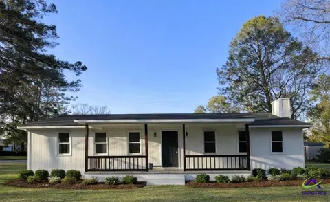 401 E 28th Ave, Cordele, GA 31015