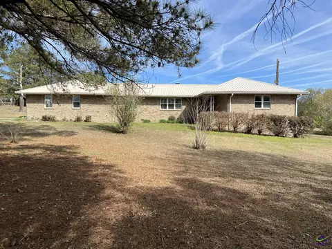 210 Avera Rd, Roberta, GA 31078