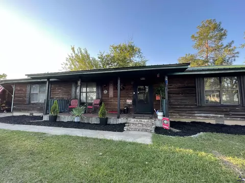 103 Dove St, Cordele, GA 31015