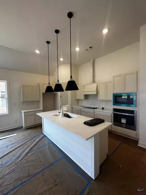 Kitchen - 4 Pleasant Oak Dr, Perry, GA 31069 photo 1 of 4