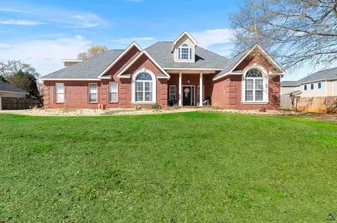 113 Erin Way, Warner Robins, GA 31088