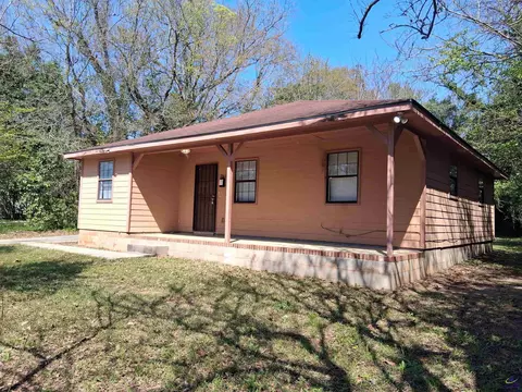 261 Balkcom Ave, Macon, GA 31217