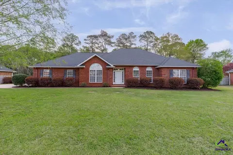 313 Old Farm Rd, Perry, GA 31069