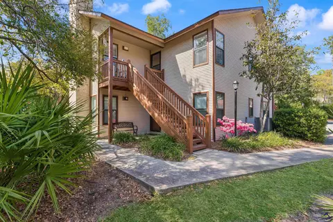 215 Harbour Oaks Dr, Saint Simons Island, GA 31522