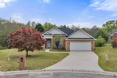 106 Mulligan Ct, Bonaire, GA 31005