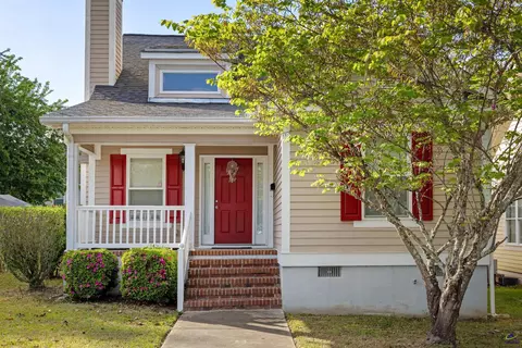 1275 Ross Street Ln, Macon, GA 31201