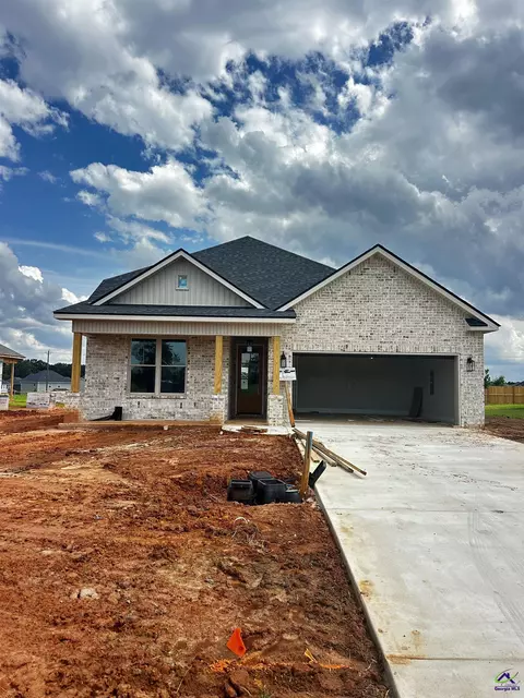 220 Farmland Cir, Perry, GA 31069