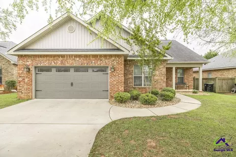 116 Alexis Way, Byron, GA 31008